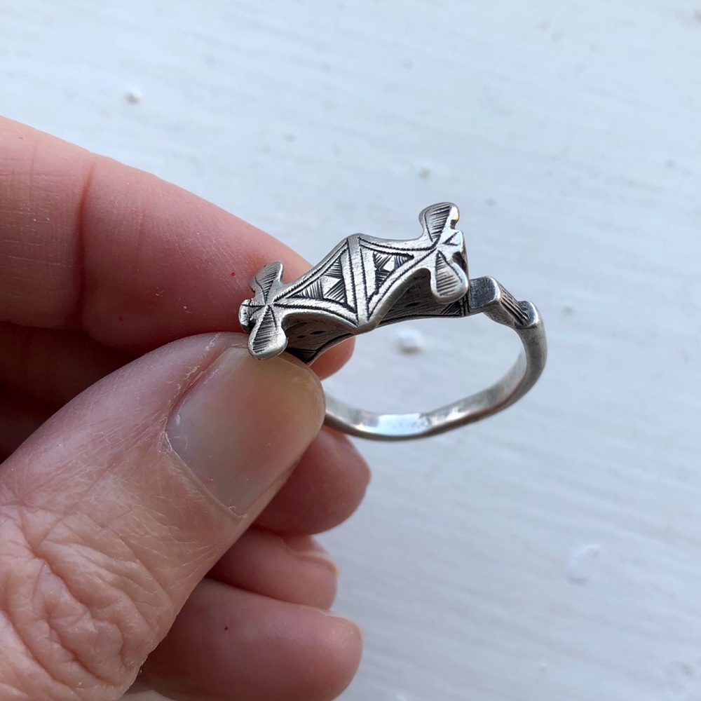 Silver tuareg ring